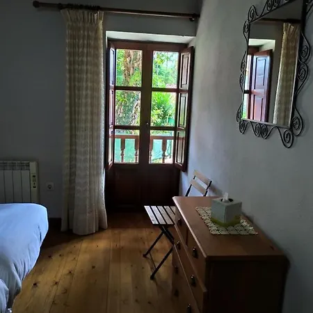 カントリーハウス Casa Adela El Tuxu Perlleces