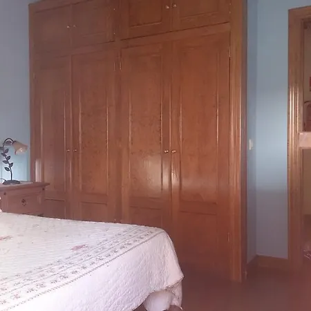 Casa Adela El Tuxu Perlleces